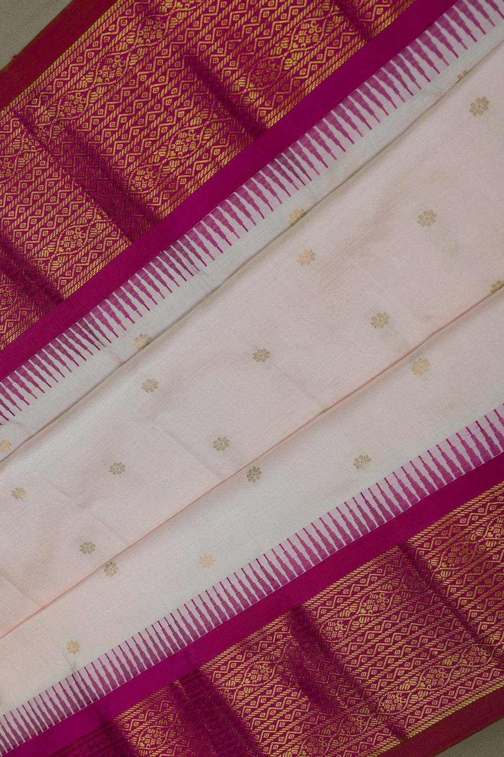 Image of Gadwal Silk Off White Saree